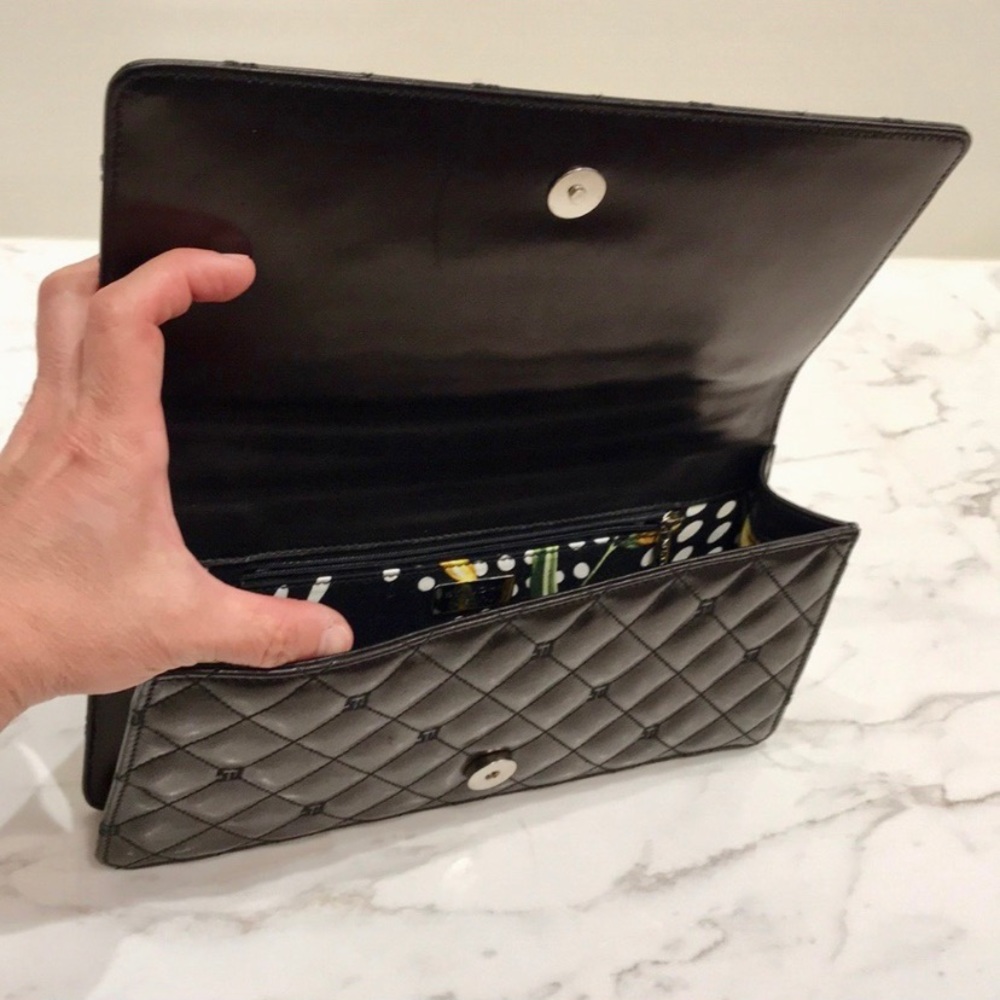 NWT luxury authentic rare minimalist classic St. John Black quilted bag - Picture 8 of 9